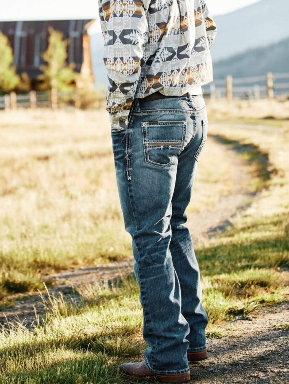 Ariat Men's Bootcut Jeans in Medium Blue Wash 30x30